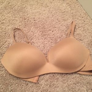 Nice Victoria Secret bra size 36C